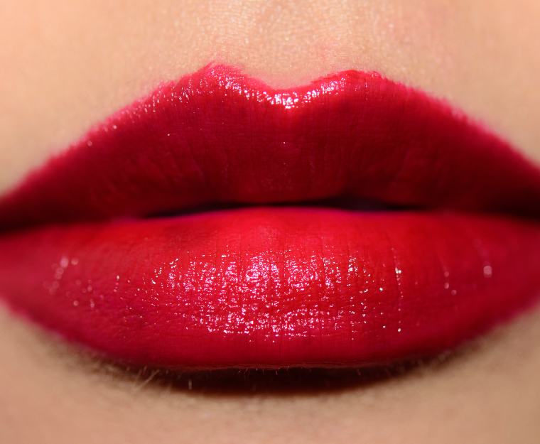 <p class="text-center">Makeup Geek Elegant Iconic Lipstick</p>