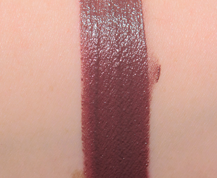 <p class="text-center">Makeup Geek Socialite Plush Lip Crème</p>