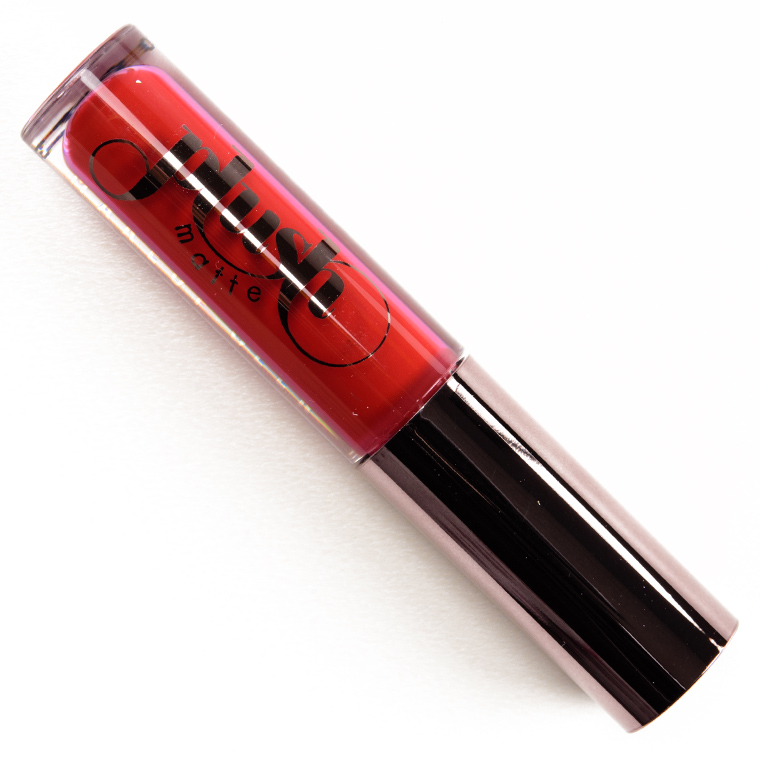 <p class="text-center">Makeup Geek Beauty Queen Plush Lip Matte</p>