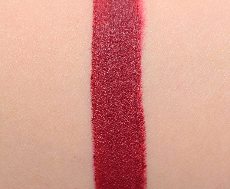<p class="text-center">Makeup Geek Boss Lady Plush Lip Matte</p>