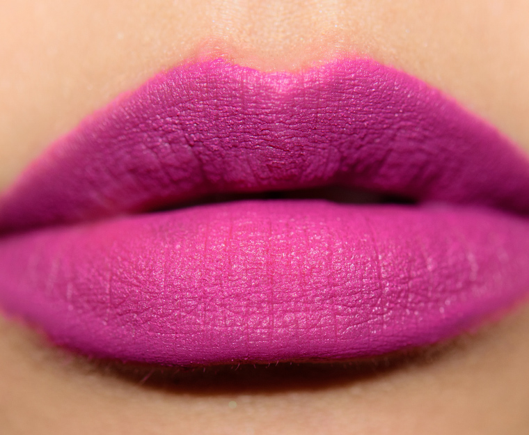 <p class="text-center">Makeup Geek Party Girl Plush Lip Matte</p>