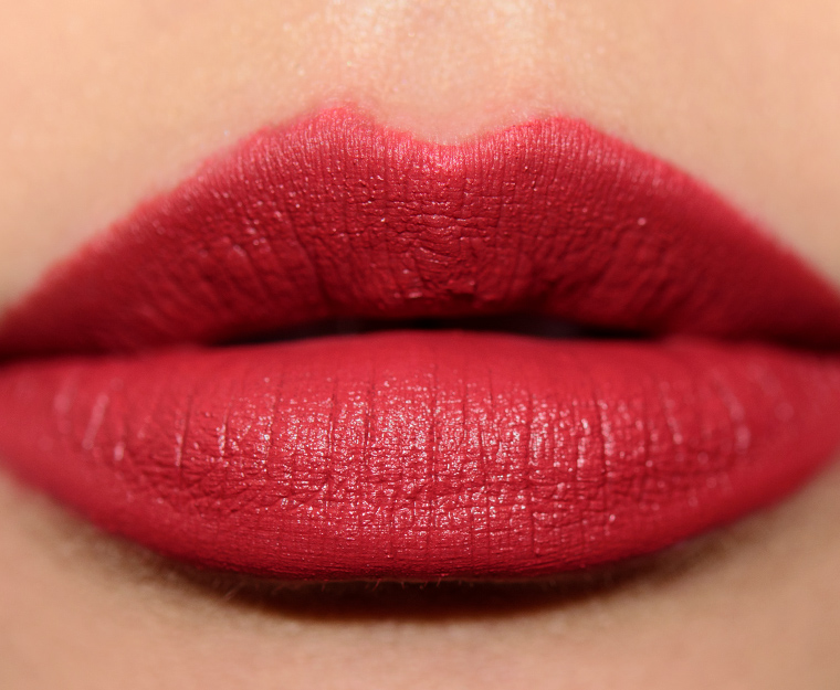 <p class="text-center">Makeup Geek Plain Jane Plush Lip Matte</p>