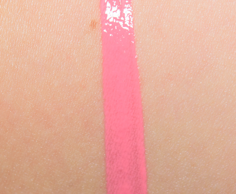 <p class="text-center">Too Faced Peach, Please! Sweet Peach Creamy Peach Oil Lip Gloss</p>