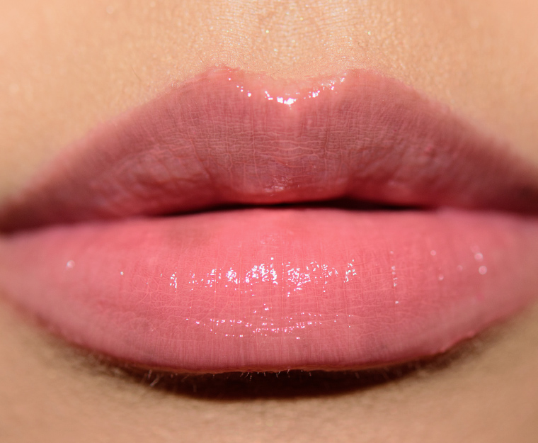 <p class="text-center">Too Faced Pure Peach Sweet Peach Creamy Peach Oil Lip Gloss</p>