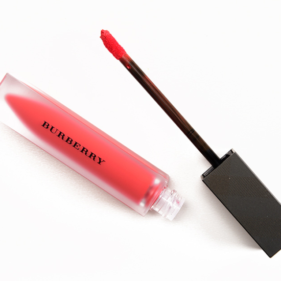 Burberry Regiment Red (37) Liquid Lip Velvet
