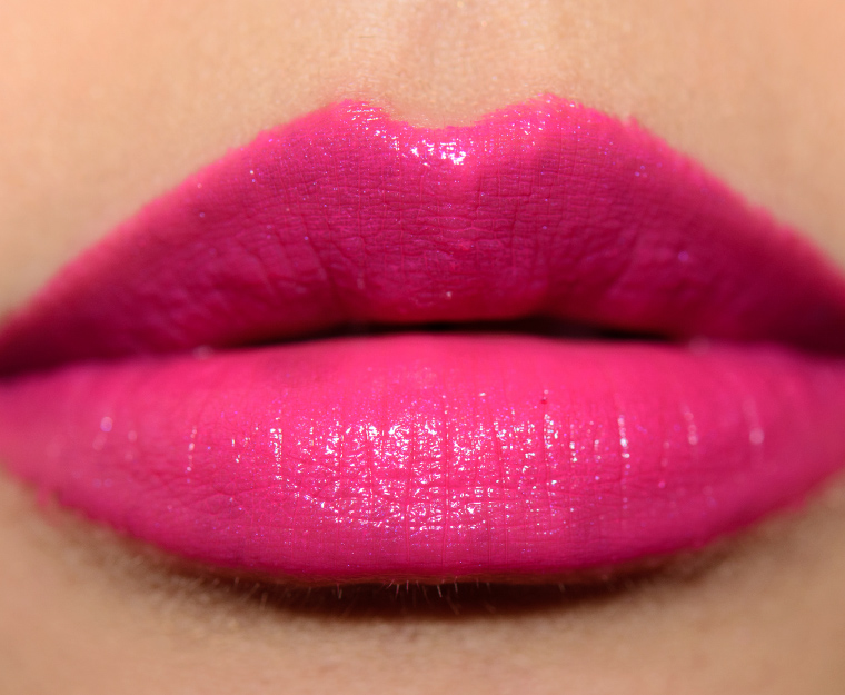 <p class="text-center">Chanel Fuchsia Le Rouge Crayon de Couleur</p>