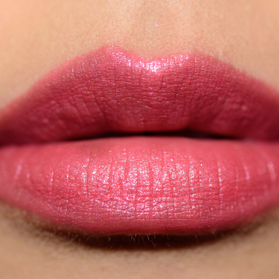 Chanel Le Rouge Crayon de Couleur Rose Clair