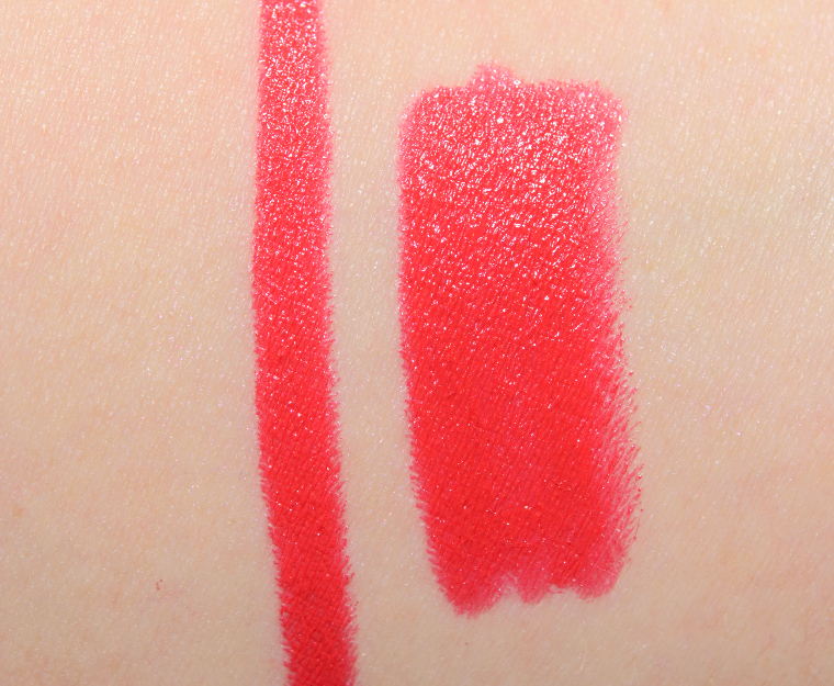 <p class="text-center">Chanel Rouge Corail Le Rouge Crayon de Couleur</p>