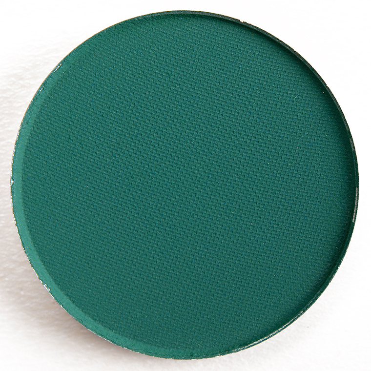 Coloured Raine Gumby Eyeshadow