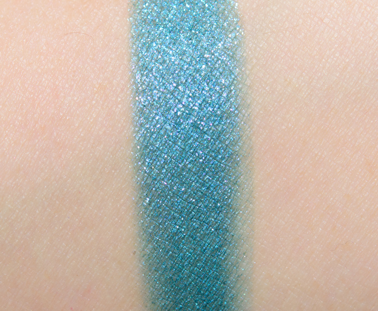 <p class="text-center">ColourPop Hydroplane Super Shock Shadow</p>