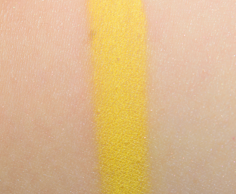 <p class="text-center">KVD Beauty Star Eyeshadow</p>