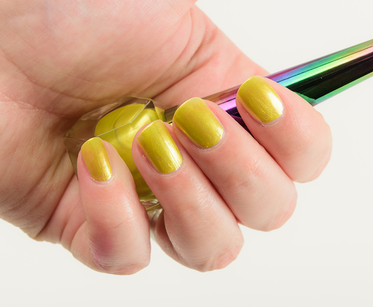 Christian Louboutin Beaute Loubichrome I Loubichrome Mini Nail Colour