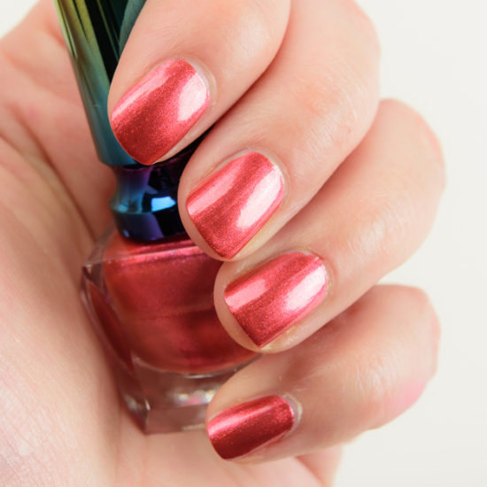 Christian Louboutin Beaute Loubichrome II Loubichrome Mini Nail Colour