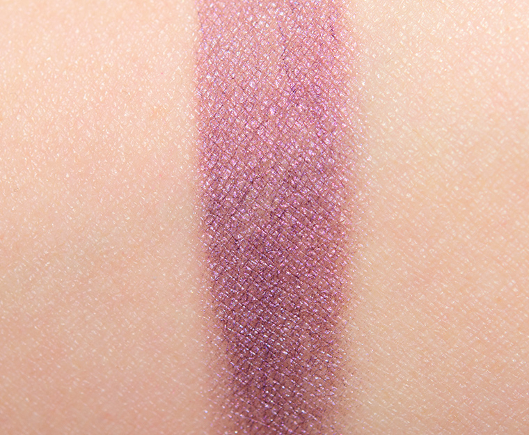 MAC Alluring Cream Colour Shadow
