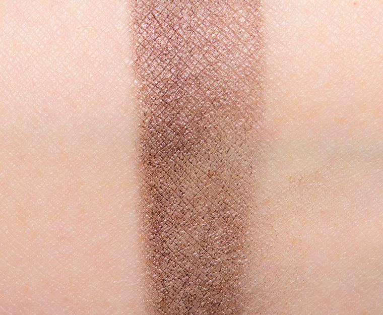 MAC Rebellious Cream Colour Shadow