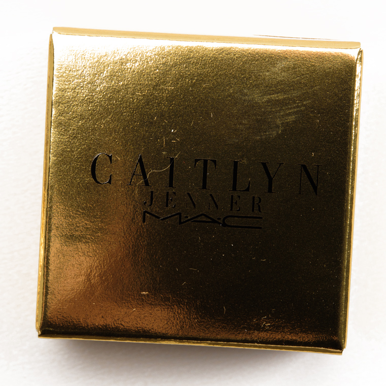 MAC Glowing Gold Eyeshadow