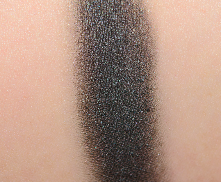 <p class="text-center">MAC Sense of Doubt Eyeshadow</p>