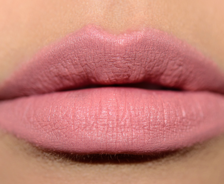 <p class="text-center">Maybelline Peach Buff Color Sensational Inti-Matte Nudes</p>
