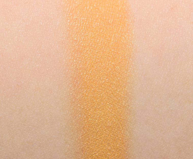<p class="text-center">Viseart Saffron (Warm Mattes #4) Eyeshadow</p>