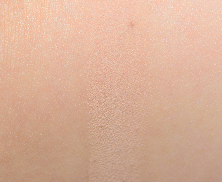 <p class="text-center">MAC Elemental Eyeshadow</p>
