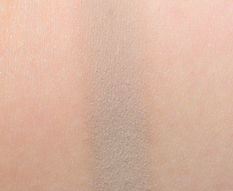 <p class="text-center">MAC Naked Lights Eyeshadow</p>