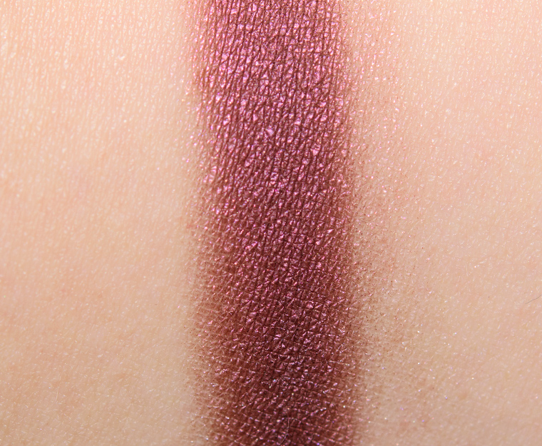 <p class="text-center">MAC Frock Talk Eyeshadow</p>