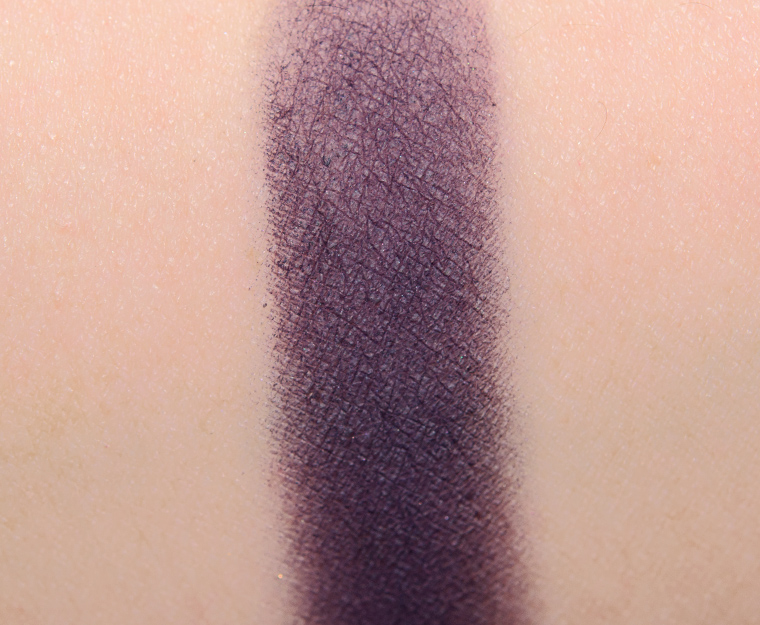 <p class="text-center">MAC Lover In Me Eyeshadow</p>