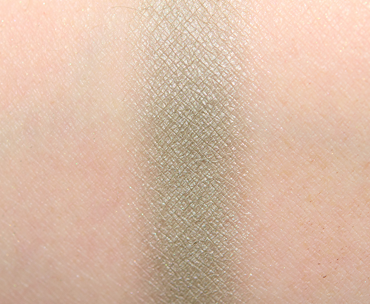 <p class="text-center">MAC Lady Grey Eyeshadow</p>