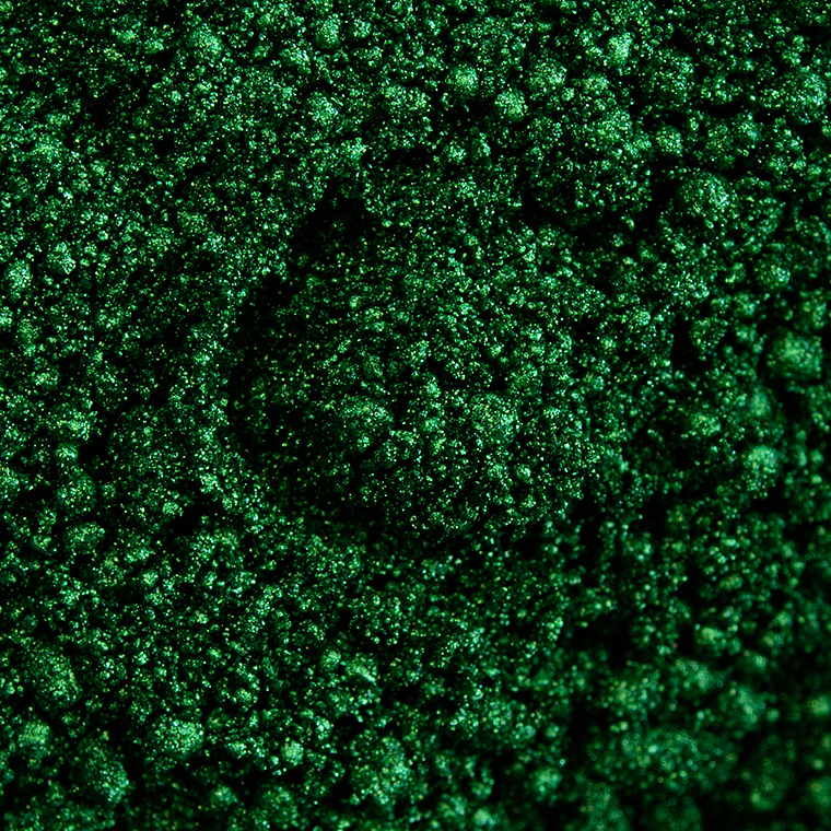 Makeup Geek Voodoo Foiled Pigment