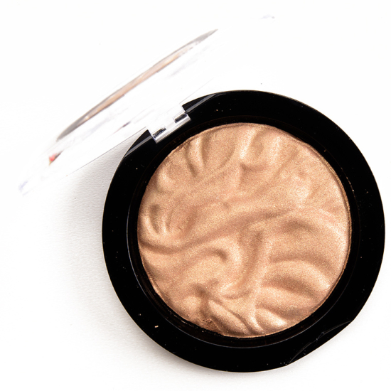Makeup Revolution Gold Addict Strobe Highlighter