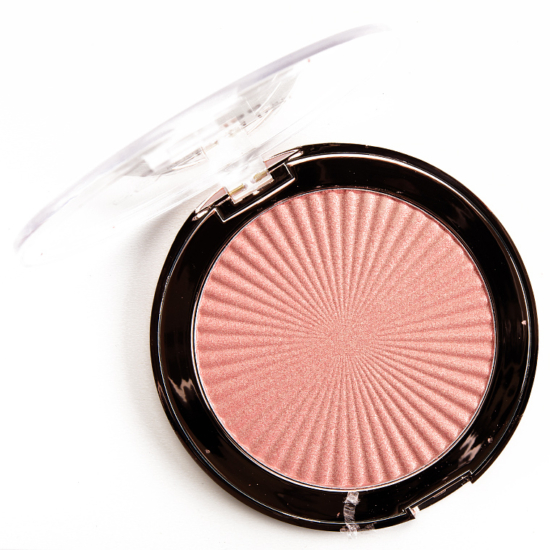 Makeup Revolution Peach Kiss Skin Kiss