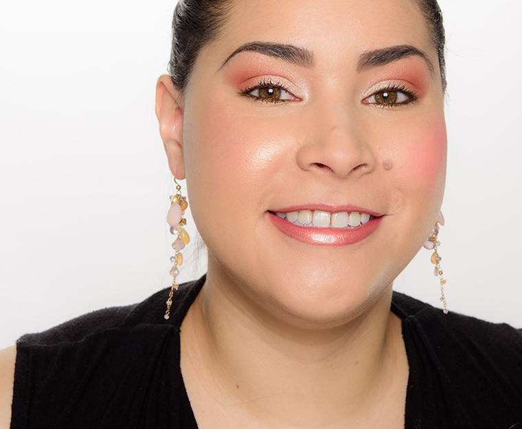 Anastasia 143 Highlight Powder