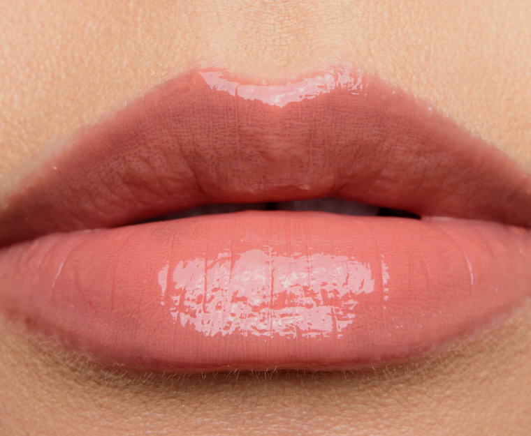 Chanel Caresse Rouge Coco Gloss
