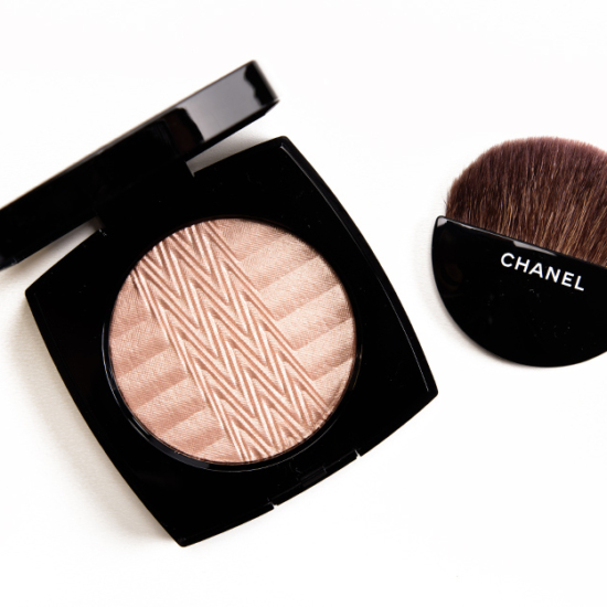 Chanel Plisse Lumiere de Chanel Illuminating Powder