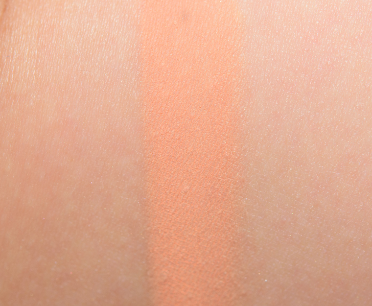 <p class="text-center">ColourPop Issues Pressed Powder Shadow</p>