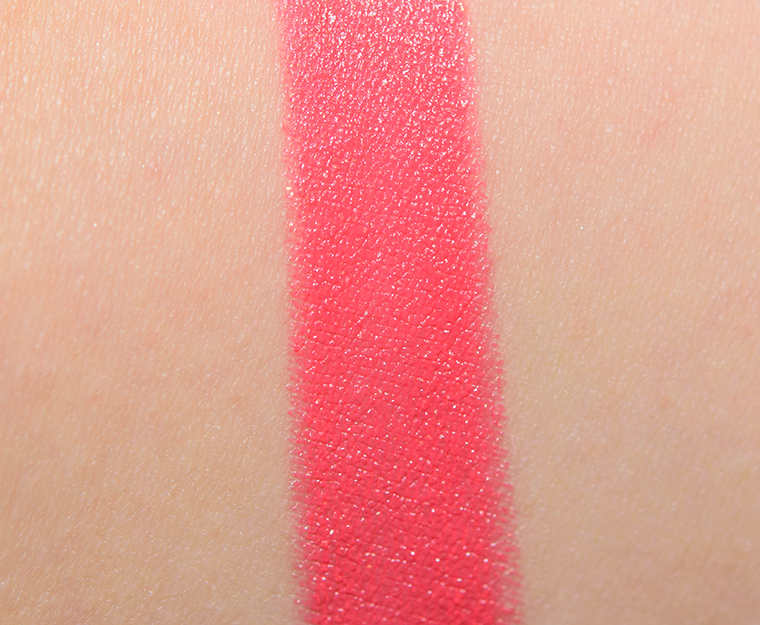 <p class="text-center">Estee Lauder Blush Tease Hi-Lustre Pure Color Envy Lipstick</p>