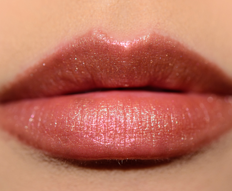 <p class="text-center">MAC Digging for Gold Lipstick</p>