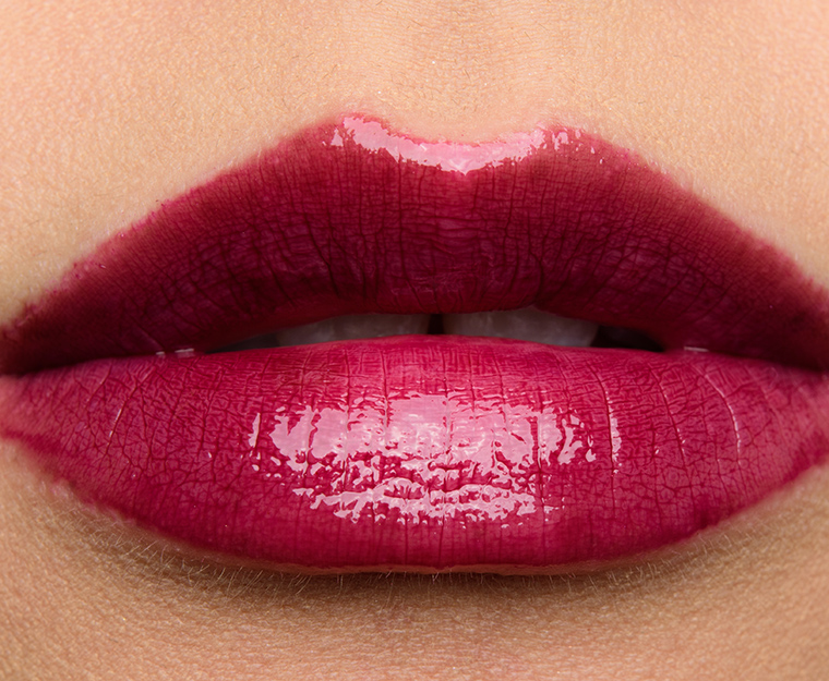 MAC Saucy Little Thing Lipglass