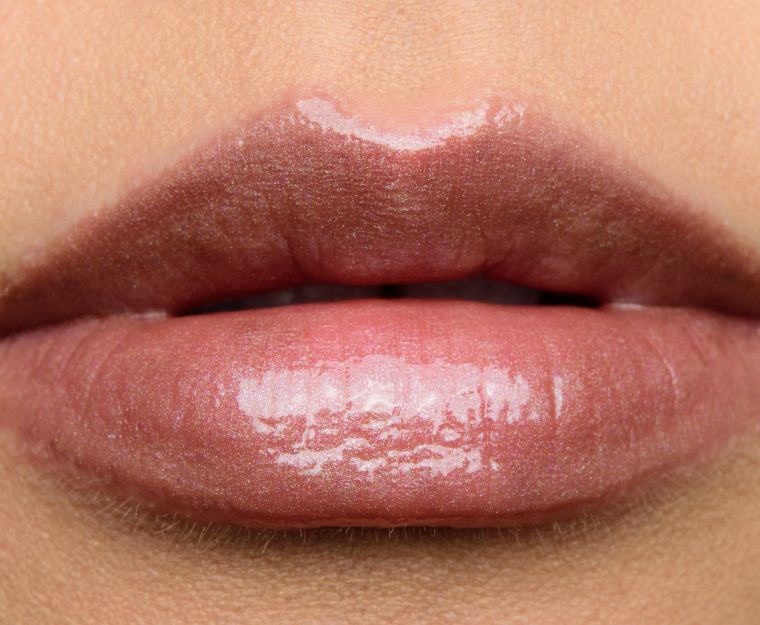 MAC Steel Kiss Lipglass