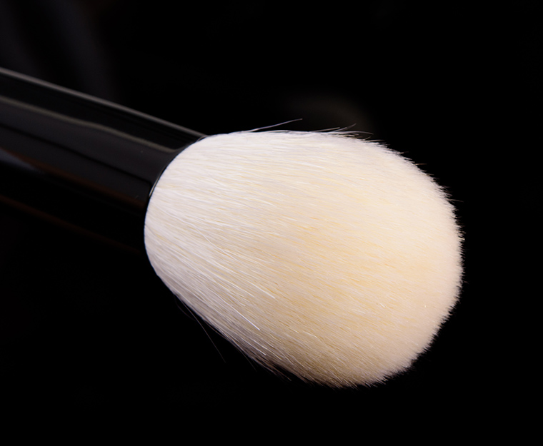 Wayne Goss Brush 13 (White)  