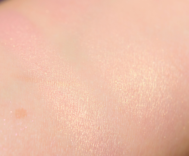 Jouer Rose Gold Powder Highlighter