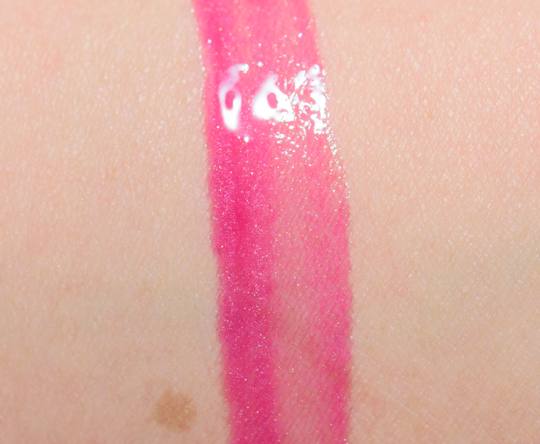 <p class="text-center">MAC La Salsa Cremsheen Glass</p>