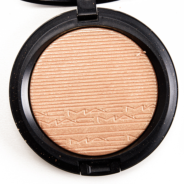 MAC Oh, Darling! Extra Dimension Skinfinish