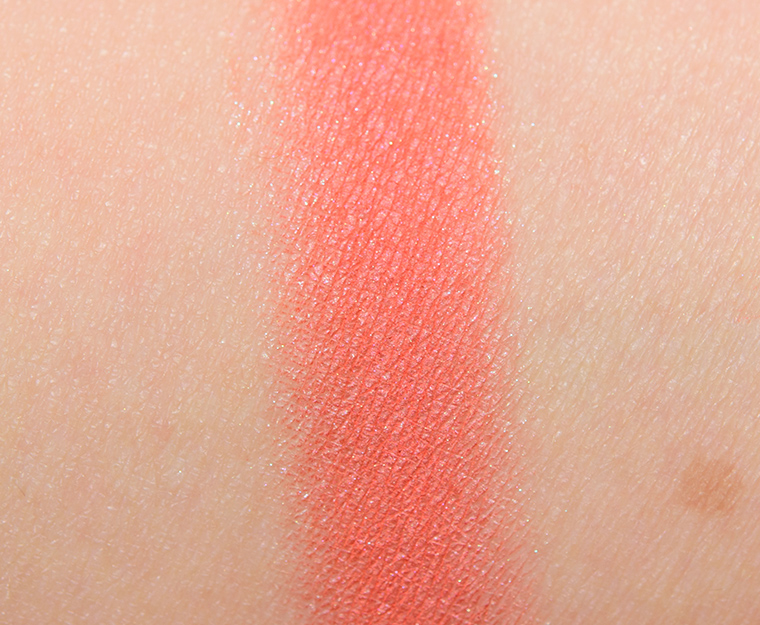 <p class="text-center">MAC Electric Mandarin Eyeshadow</p>
