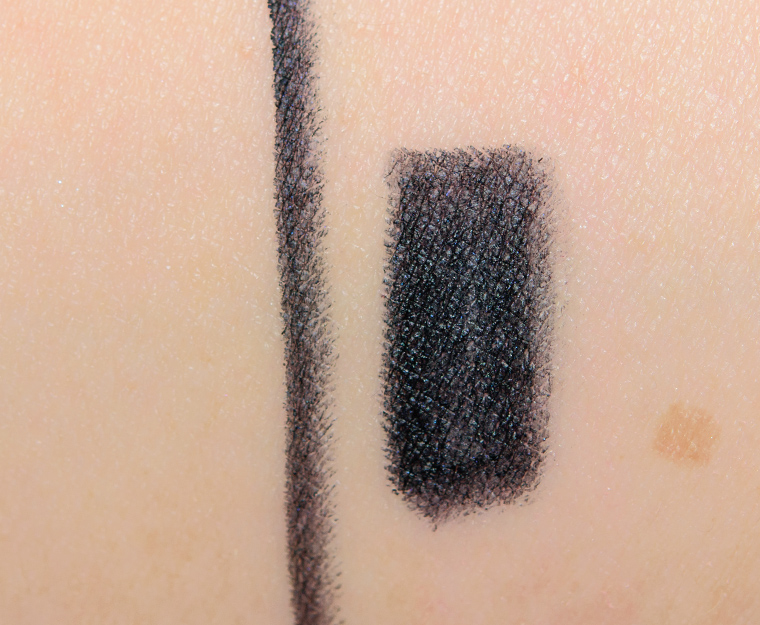 <p class="text-center">NARS Nuit d'Encre Kohliner</p>