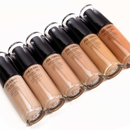 Shiseido Synchro Skin Glow Luminizing Liquid Foundation SPF 20