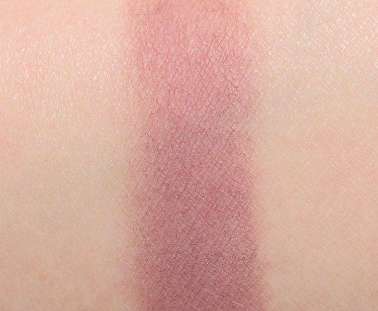 <p class="text-center">Viseart Grenache Eyeshadow</p>