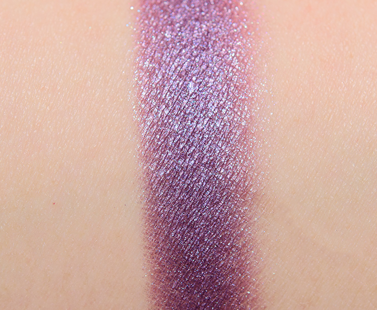 <p class="text-center">Viseart Amethyst #6 Eyeshadow</p>