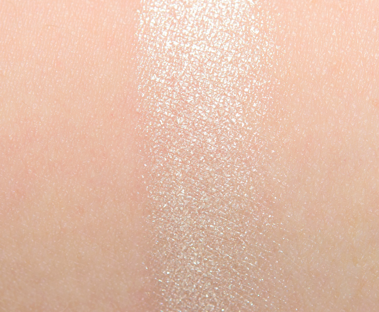 <p class="text-center">Viseart Nuance #1 Eyeshadow</p>