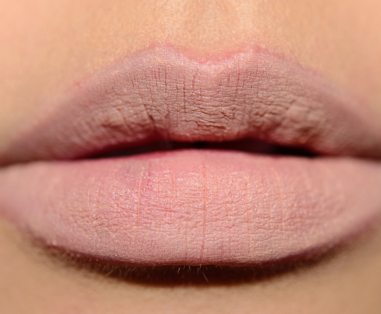 <p class="text-center">Bite Beauty #060 The Lip Pencil</p>